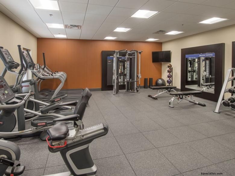 Stay at Hampton Inn & Suites Braselton – Comfort & Convenience Await