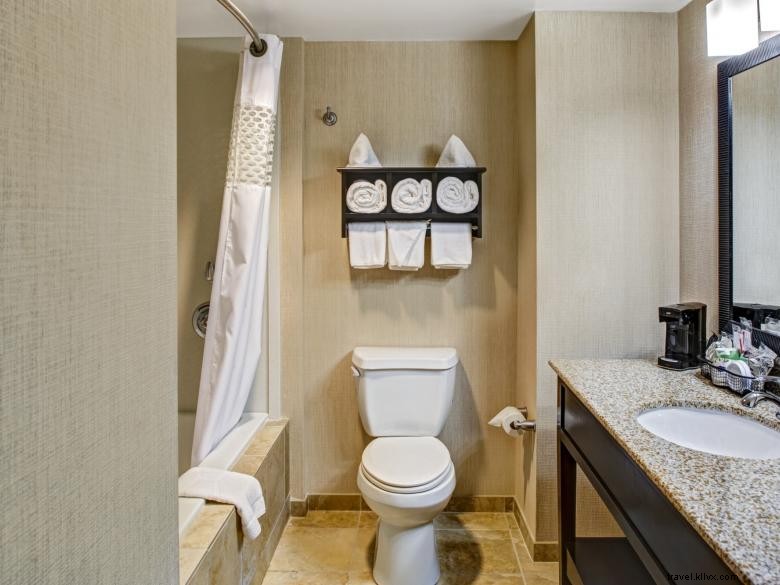 Hampton Inn Thomson – Modern Comfort & Convenient Access