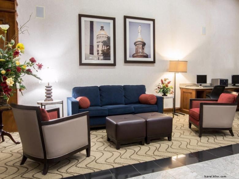 Comfort Suites Cumming – Modern Comfort in the Northeast Georgia Mountains