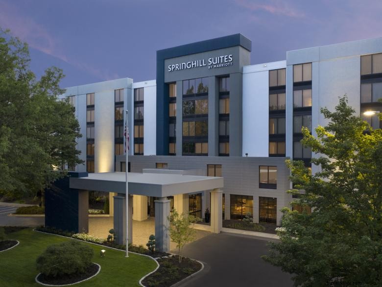 SpringHill Suites Atlanta Perimeter Center – Modern Comfort & Convenient Location