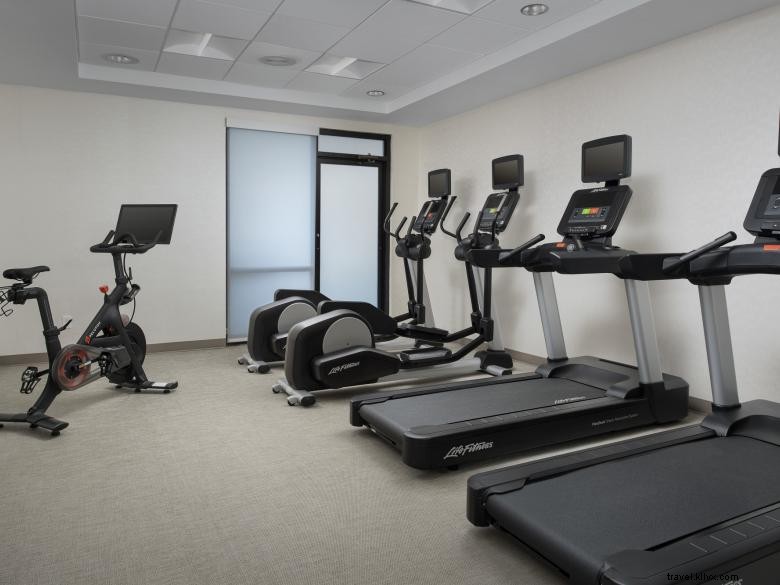SpringHill Suites Atlanta Perimeter Center – Modern Comfort & Convenient Location
