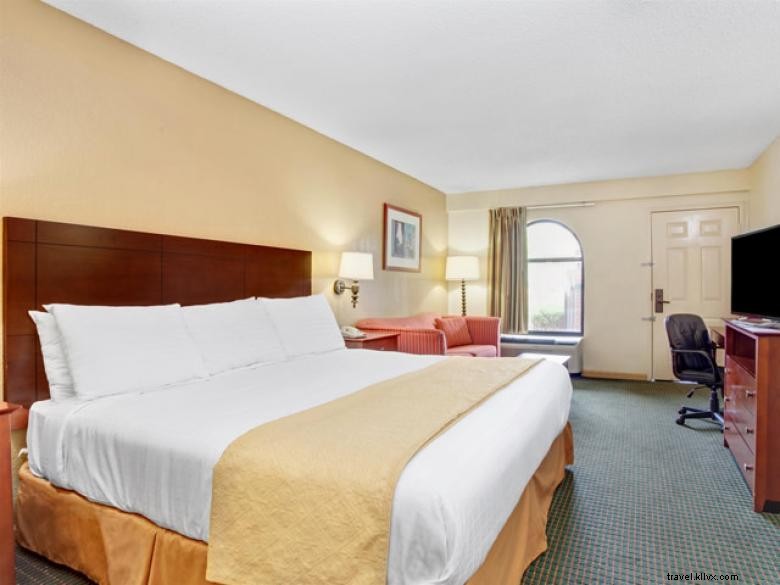 Days Inn & Suites by Wyndham – Stockbridge South, Atlanta – Comfortable & Convenient Stay