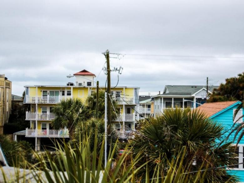 Vacasa: Premium Vacation Rentals in Tybee Beach & Savannah