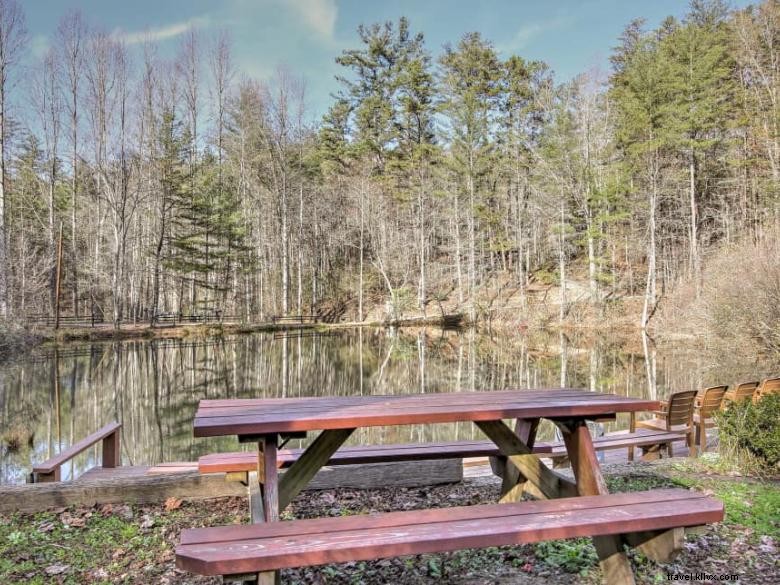 The Lilly Pad Cottage: A Serene Riverside Retreat