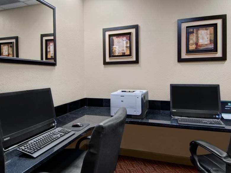 Stay in Comfort at Embassy Suites by Hilton Atlanta Galleria – Modern Luxury & Convenient Amenities