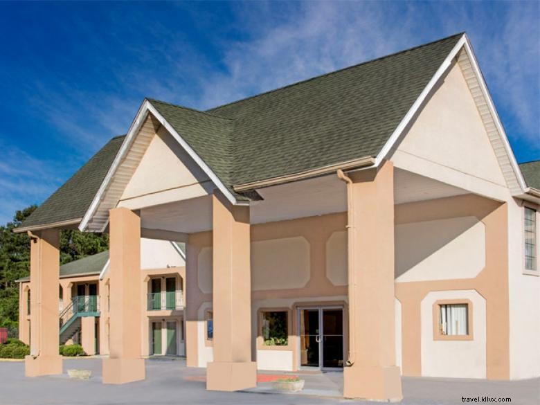 Super 8 by Wyndham Darien – Comfortable, Affordable Accommodations in Coastal Georgia