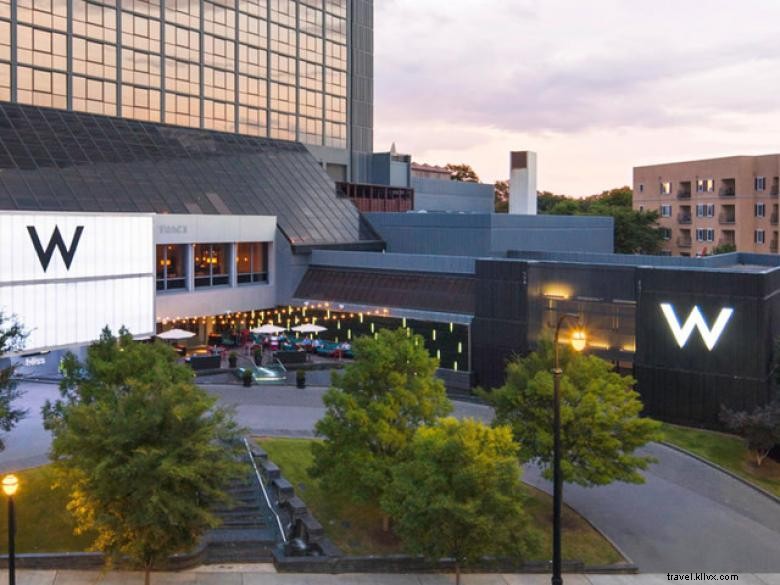 W Atlanta-Midtown: Elegant Guest Suites Near Whiskey Park