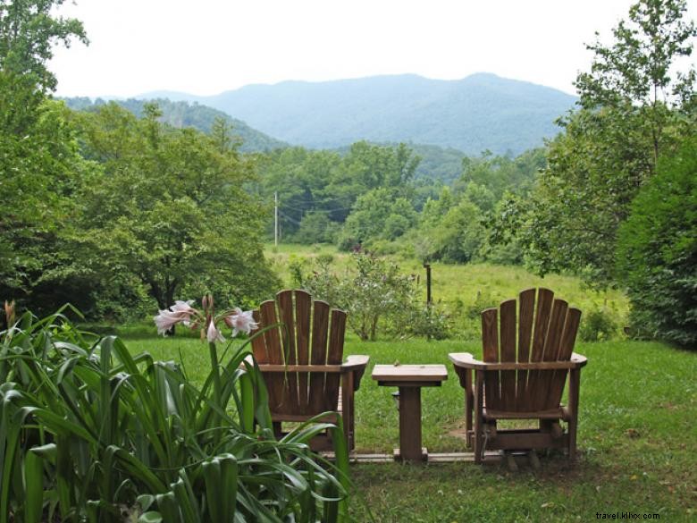 Henson Cove Place: Rustic Bed & Breakfast with Cabin in Northeast Georgia