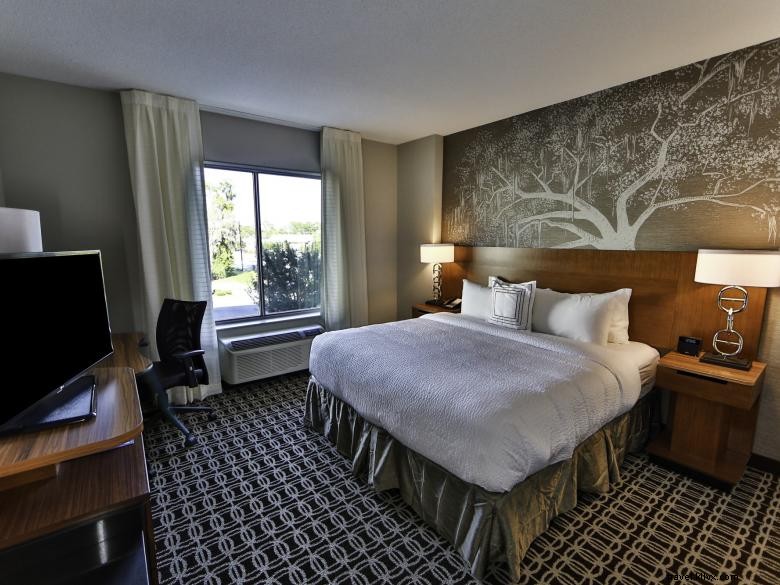 Fairfield Inn & Suites Savannah Midtown – Premium Comfort in Savannah s Midtown