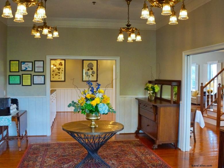 Stone Mountain Manor – Elegant Historic Estate