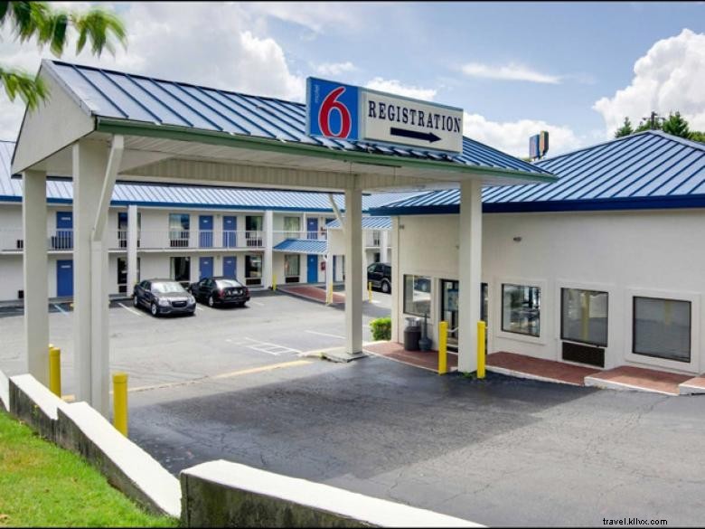 Motel 6 Atlanta – Affordable Comfort & Convenient Location