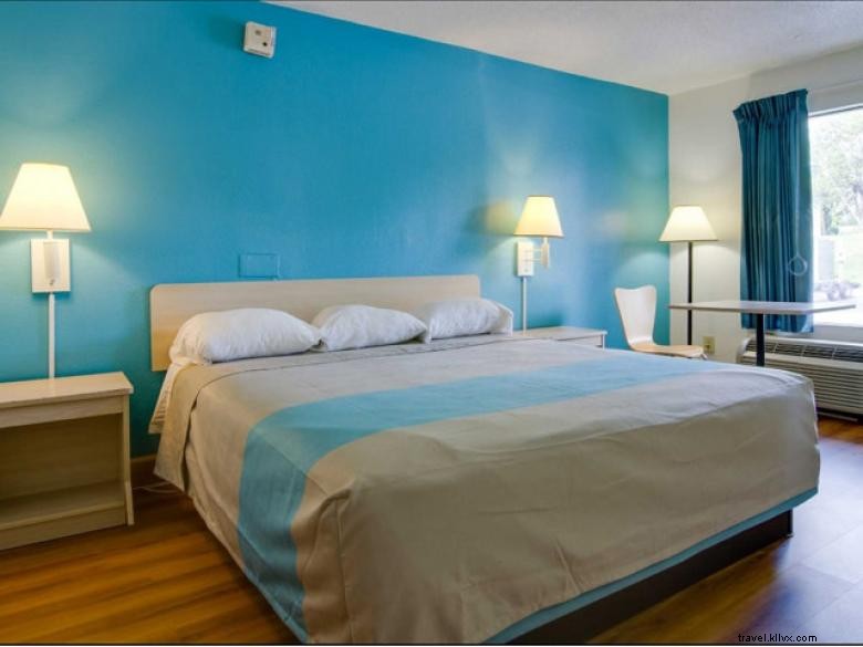 Motel 6 Atlanta – Affordable Comfort & Convenient Location