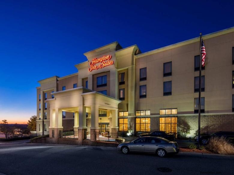 Hampton Inn & Suites Augusta West – Comfortable & Convenient Hotel