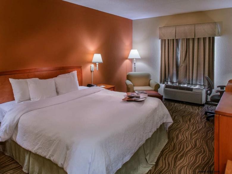 Hampton Inn & Suites Augusta West – Comfortable & Convenient Hotel