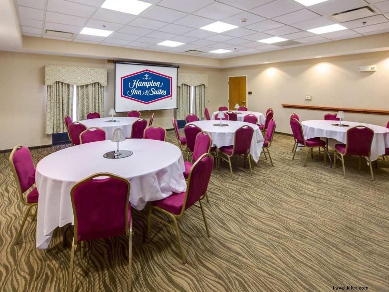 Hampton Inn & Suites Augusta West – Comfortable & Convenient Hotel