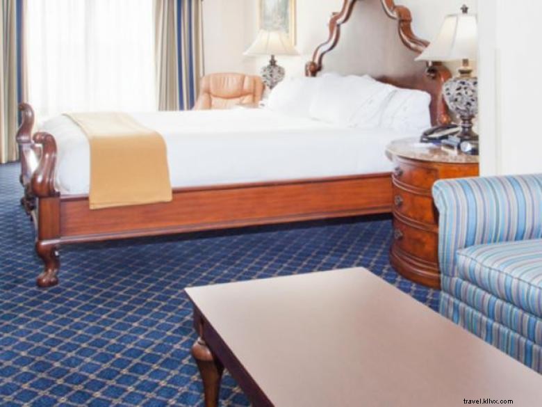 Holiday Inn Express & Suites Douglas – Comfortable, Convenient, Affordable Stay