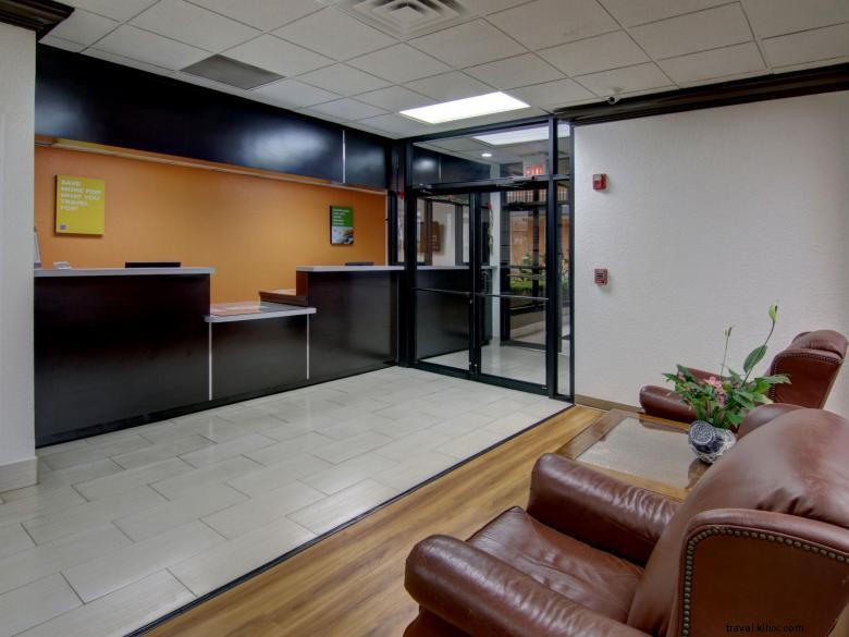 Red Roof Inn Forsyth – Comfortable, Affordable, and Convenient Stay