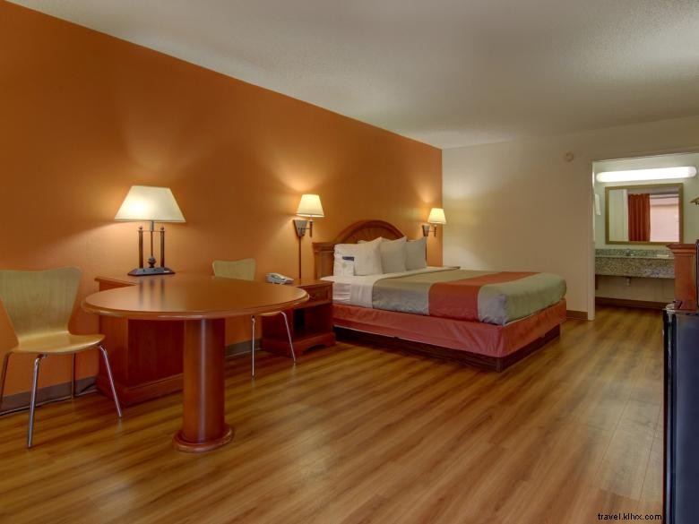 Red Roof Inn Forsyth – Comfortable, Affordable, and Convenient Stay