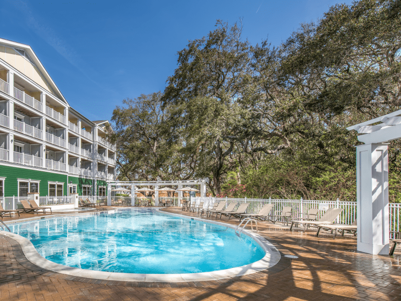 Hampton Inn & Suites Jekyll Island – Luxury Coastal Stay with Beach Access