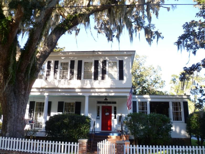 Open Gates Bed & Breakfast – Award‑Winning Riverside Retreat