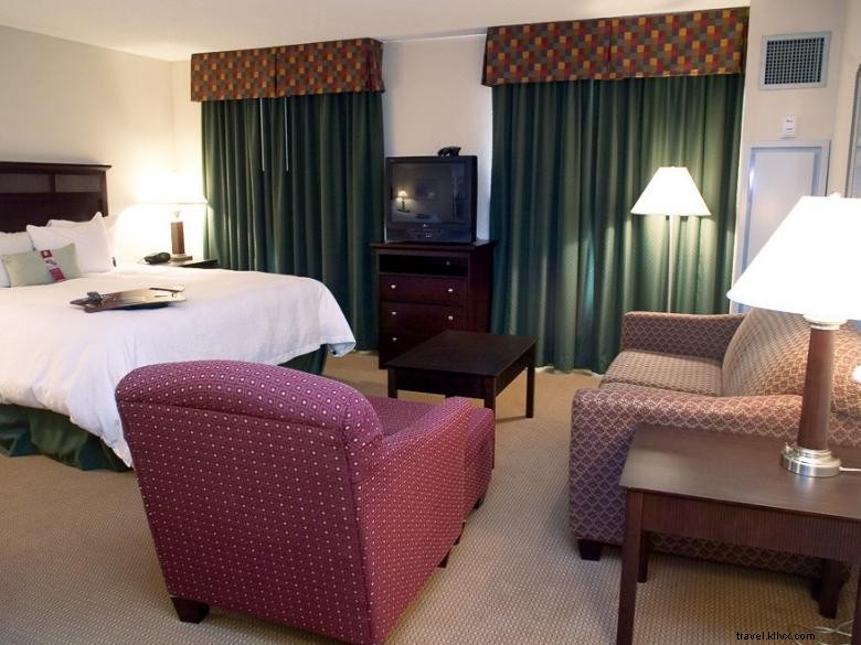 Hampton Inn & Suites Valdosta – Premier Comfort Near the Conference Center