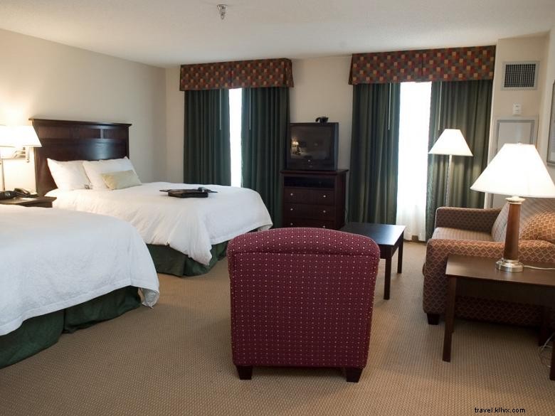 Hampton Inn & Suites Valdosta – Premier Comfort Near the Conference Center