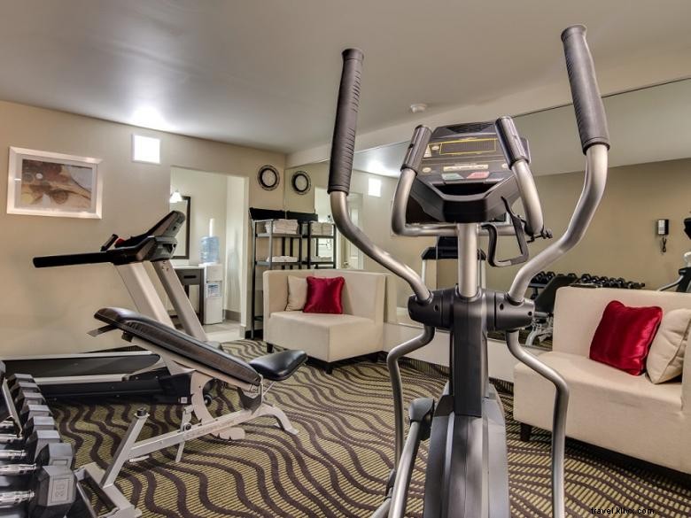 Quality Inn & Suites – Premium Stay Near Athens University