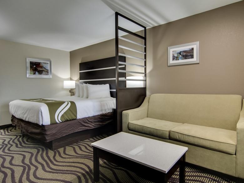 Quality Inn & Suites – Premium Stay Near Athens University