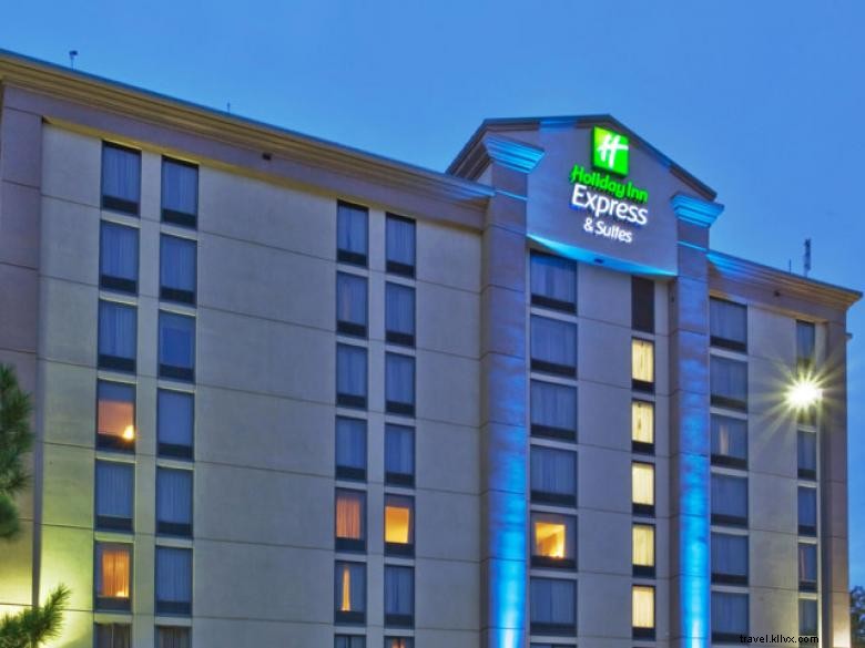 Holiday Inn Express & Suites – Modern Comfort Near Atlanta’s North Perimeter Mall