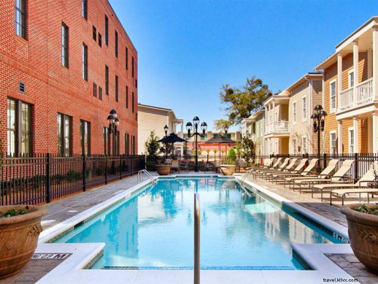 Residence Inn Savannah Downtown – Historic District: Comfortable Modern Stay in Classic Architecture