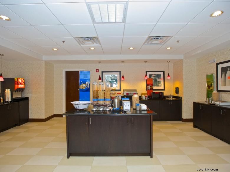 Hampton Inn & Suites Atlanta McDonough – Comfortable, Convenient, Affordable