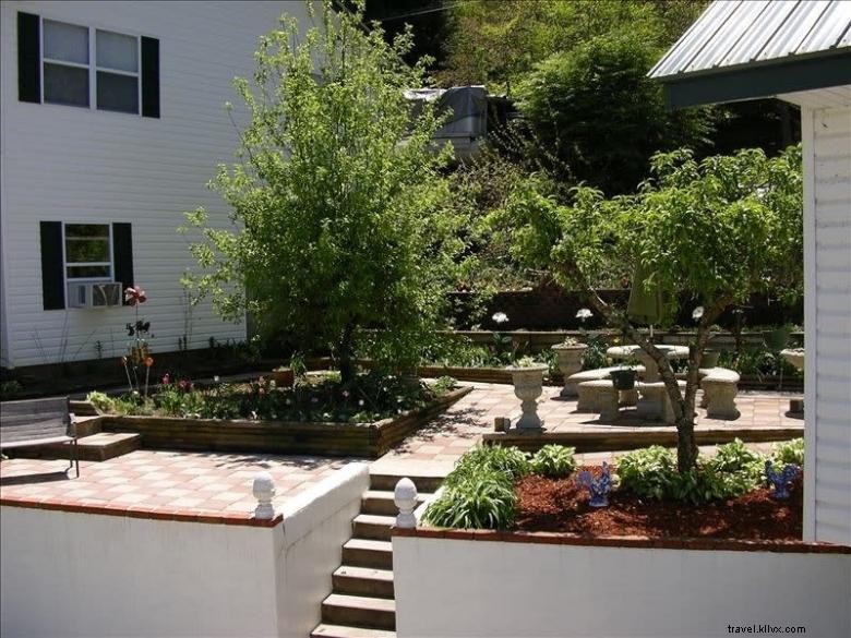 Luxury Lake Chatuge Retreat – North Georgia Mountain Vacation Rental