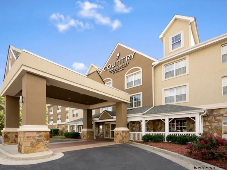 Country Inn & Suites by Radisson – Comfortable & Convenient Stay in Norcross