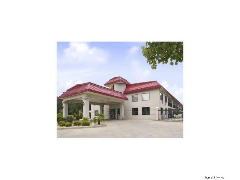 Super 8 Wyndham Dublin – Comfortable & Affordable Stay