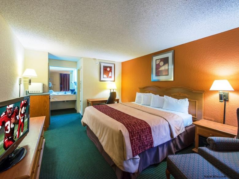Red Roof Inn Kingsland – Comfortable, Affordable Stay Near Key Attractions
