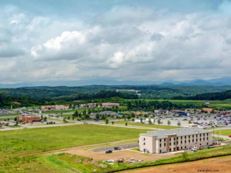 Comfort Inn & Suites East Ellijay – Relaxing Luxury in Scenic Georgia