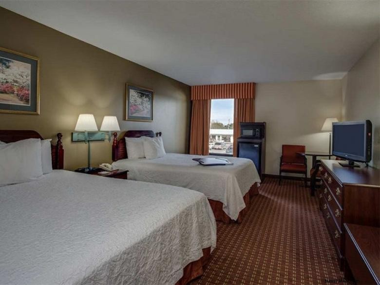 Hampton Inn Thomasville – Modern Comfort in Scenic Southwest Georgia