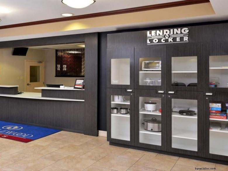 Candlewood Suites Athens – Modern Comfort in Historic Athens