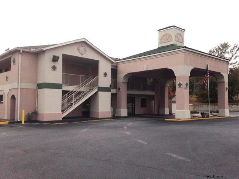 Country Hearth Inn & Suites – Cozy & Affordable Stays in Augusta