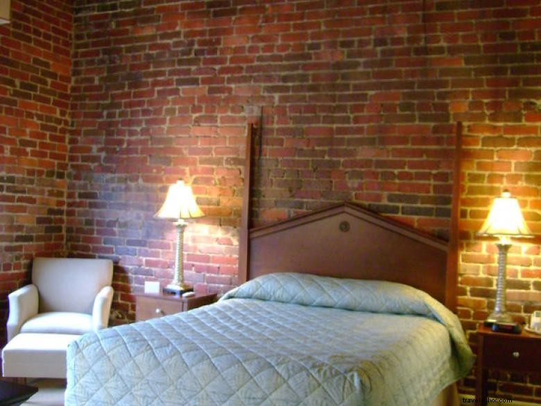 Stay at Hawthorn Suites by Wyndham – Rome’s Comfortable & Convenient Accommodation