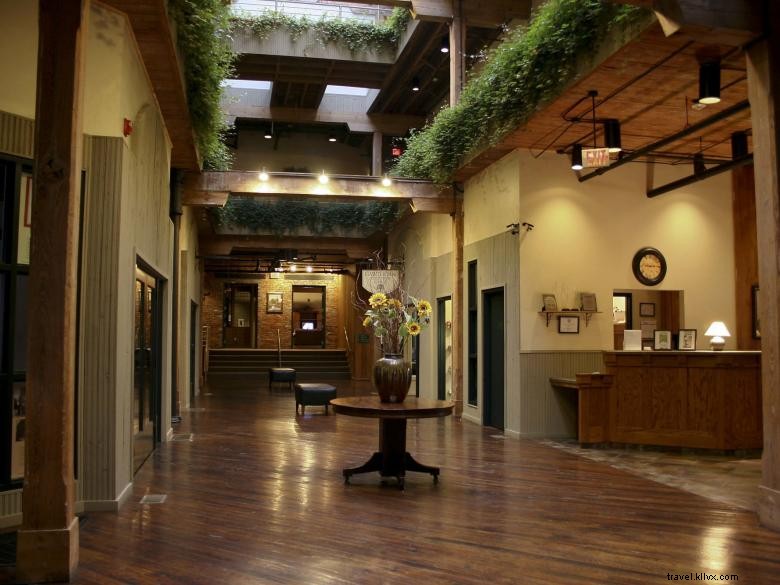 Stay at Hawthorn Suites by Wyndham – Rome’s Comfortable & Convenient Accommodation