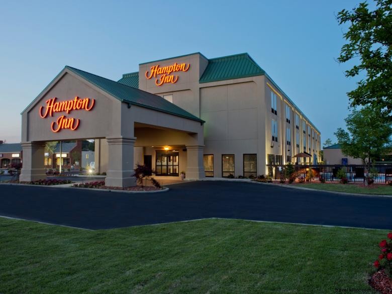 Stay Comfortably at Hampton Inn Milledgeville – Modern Rooms & Friendly Service