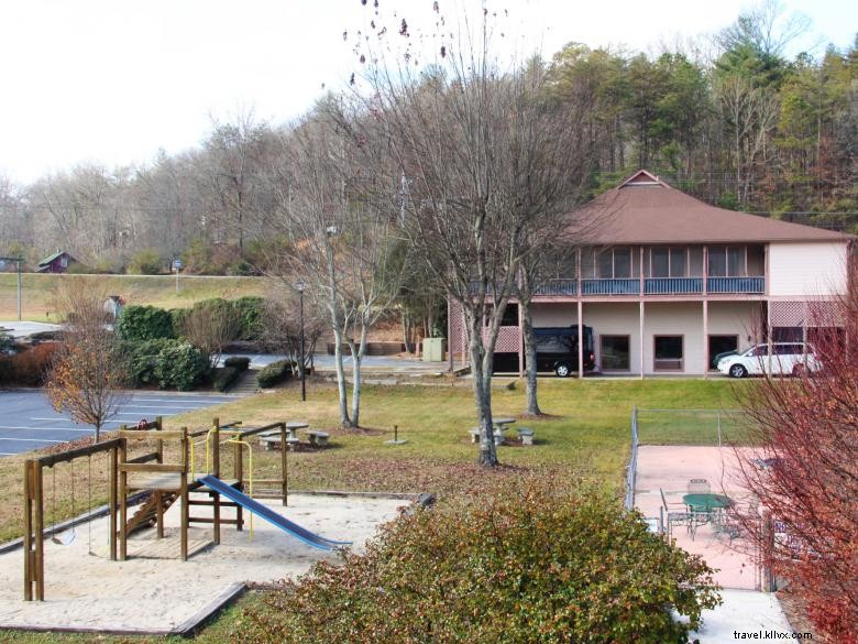 Mountain Valley Inn: Luxury Mountain Retreat with Stunning Views