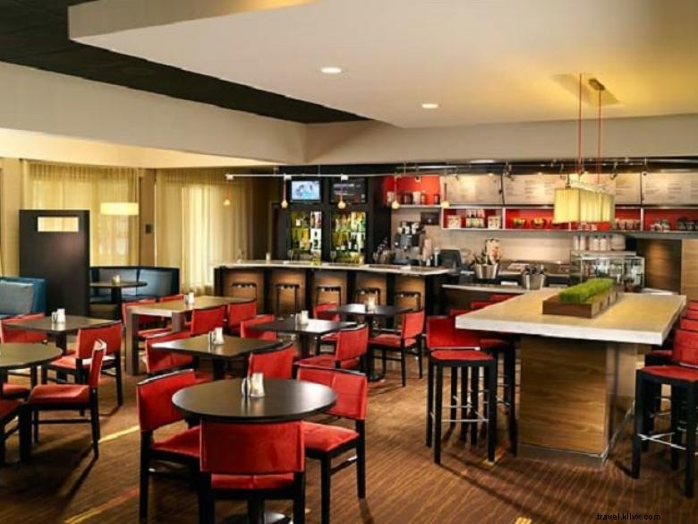 Courtyard by Marriott Savannah Midtown: Comfort & Convenience in the Heart of the City