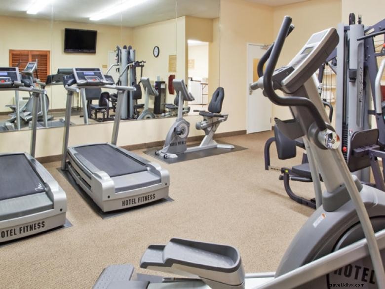 Candlewood Suites Columbus Fort Benning – Comfortable & Convenient Accommodations