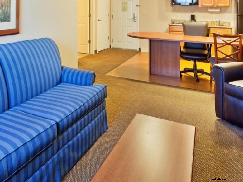 Candlewood Suites Columbus Fort Benning – Comfortable & Convenient Accommodations