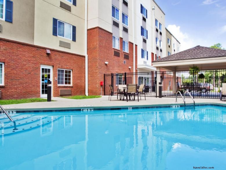 Candlewood Suites Columbus Fort Benning – Comfortable & Convenient Accommodations