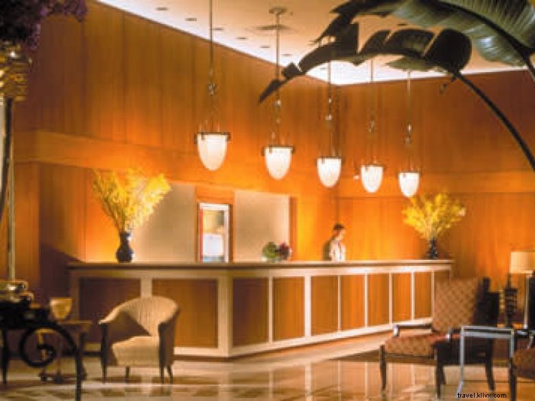 Omni Atlanta Hotel at CNN Center – Luxury Downtown Stay with Prime Meridian & Latitudes Bistro