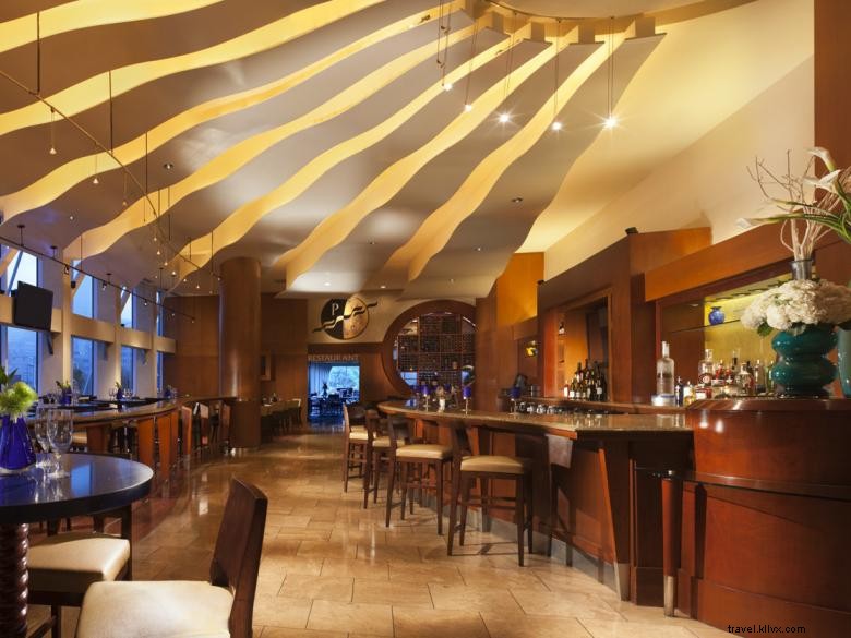 Omni Atlanta Hotel at CNN Center – Luxury Downtown Stay with Prime Meridian & Latitudes Bistro