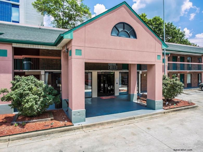 Econo Lodge Downtown Augusta – Comfortable, Affordable Stay in Historic City Center